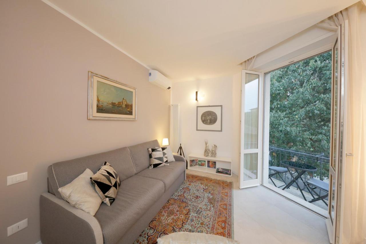 Siena Uptown - Sabrina'S Charming Apartment Eksteriør billede